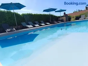 Le Clos de la Musardise - Gîtes de Charme avec Piscine Chauffée - Image 1