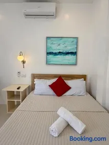 Ivorys Guesthouse - Image 3