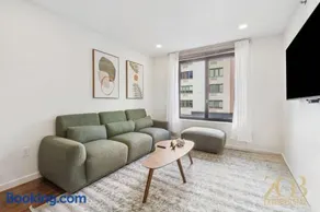 Stylish 2-Bedroom Near Central Park - Laundry - Elevator - Image 1
