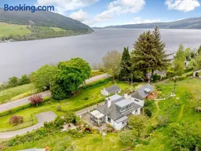 Urquhart Bay B&B - Image 2