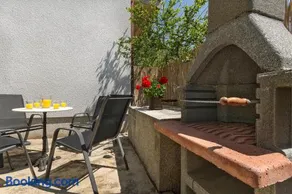 Spacious and cozy apartment with garden near Pula - Image 5