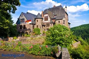Hotel Burg Arras - Image 1