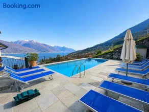 Luxury Residence La Pianca - Pool and Terrace Lake View - Image 1