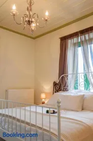 Augusta Country House - Image 3