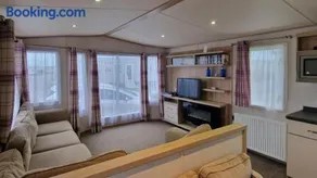 Emily Caravan, Relax and Unwind at Seal Bay Resort - Image 3