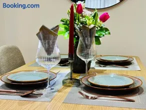 MoonDayHomes - TopLocation I 4Persons I Gallery Maisonette Boutique Apartment PERA - Image 2
