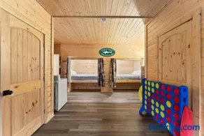 Deluxe Cabin For Groups Near Helen w Hot Tub - Image 2
