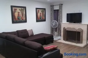 Family getaway 3 BR 2 Bath home in Lomita, CA. - Image 5