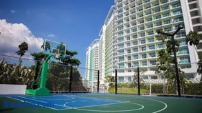 Upscale 1Bedroom Condo Unit Near Manila Airport - Image 4