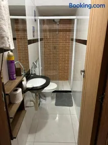 50 metros da praia,Ar condicionado na sala de estar e suíte, Área Gourmet - Image 3