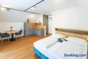 Wildfang Apartments - Image 1