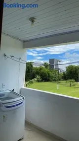 Apartamento completo com excelente localização na Praia dos Ingleses - Image 3