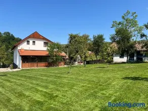 Lenilla Guesthouse - Image 1