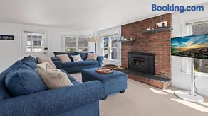 603 Pearl By The Sea - Image 1