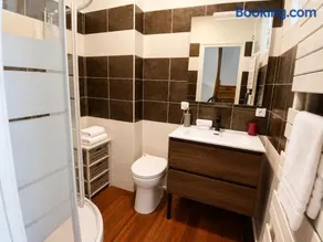 Maison de ville confortable avec cour intérieure - Image 2