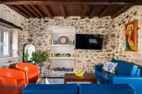 Art House Seaview & Jacuzzi Spartylas Sleeps 4 - Image 1
