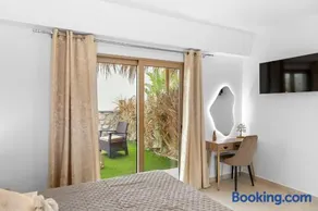 The Azure Suites - Image 4