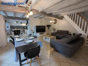 Maison charentaise - Image 1