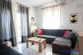 PK Luxury Apartment by Homebrain - Image 3