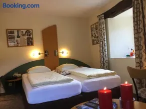 LOGIS DES CHEVALIERS & ROCK SPA WELLNESS Esch sur Sure - Image 1