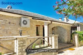Astris Traditional Private Villa - Image 1