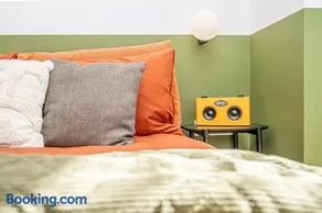 Funky Studio By The Beach - Image 3