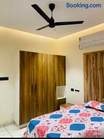 LINE Villas - Image 2