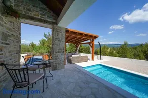 VILLA KARLA - Image 4