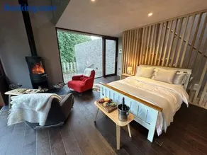 Riverside Retreat by Tollymore - Image 5
