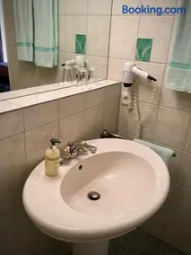 Hotel Kaiserswerth - Image 5