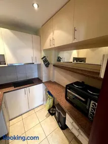 Studio Apartment mit Balkon - Image 2