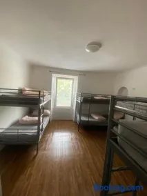 Edinburgh West Side Hostel - Image 4