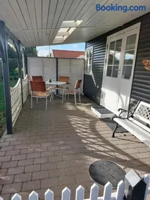 Lovely Vacation Home Near The Beach - Image 3