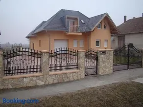 Termálvölgy Vendégház - Image 1