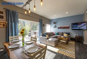 Pillow Top Condo by Revelstoke Vacations - Image 3