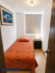 Depa 3 habitaciones sala comedor cocina 2 baños MiraflorAqp - Image 3