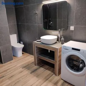 Mare Monte Luxury Apartments 4 - Image 3
