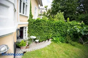 Private 2 prs basement I spacious & central CPH - Image 2