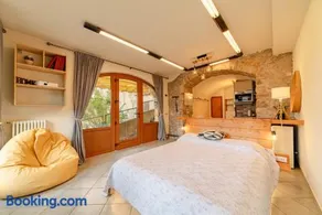 Studio with private garden by GardaDoma - Image 5