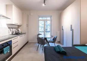 Paradise Modern & Cozy - BGY 5 min Private Parking - Image 2