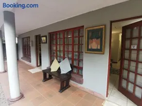 Harties 2 Sleeper Double Room with Private Bathroom - Image 4