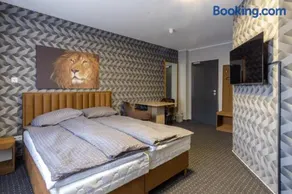 Bed and Breakfast 33 - Image 1