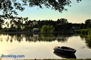 Agrowczasy Nad Stawem - Plus strefa jacuzzi przy domu z jedną sypialnią - Image 1