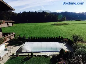 Kinderfreundliche Wohnung mit Pool, Grill und Terrasse - Image 3