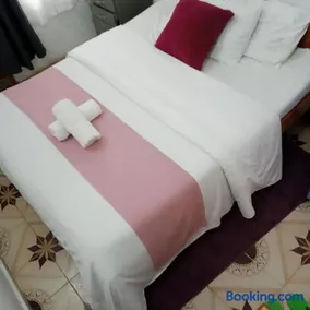 Jeff bnb suites - Image 2