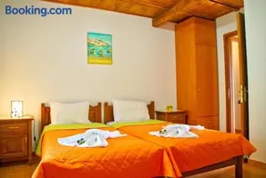 Xirafis Apartments - Image 4