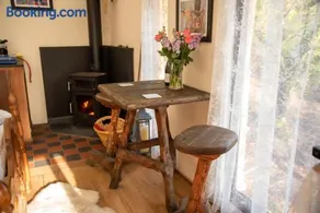 Finest Retreats - The Tree House - Eco-Friendly, Back to Nature Experience - Image 3