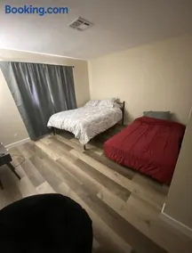 condo in downtown free parking 4 mins frm Freemont - Image 5