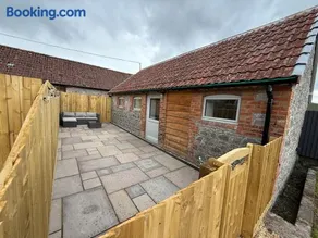The Sheep Shed - Image 5