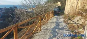 Sea View Cliffs - Image 4